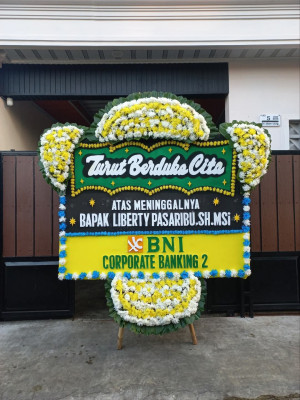 Papan Bunga Duka di Bebandem